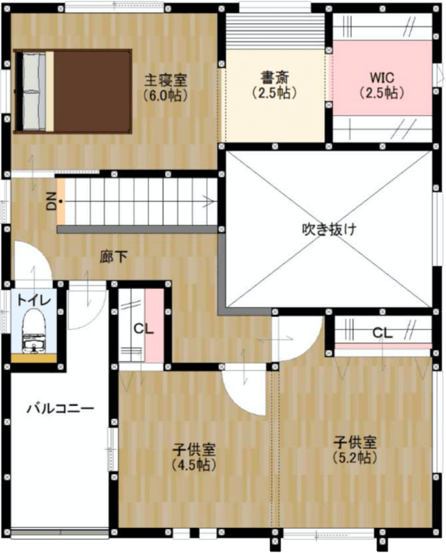 書斎&適材適所の収納が完備された間取り